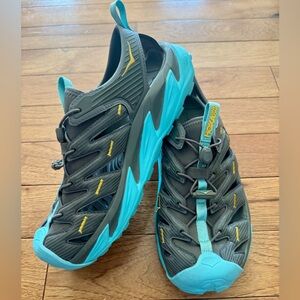 Hoka One One Hopara Women's Dark Gray/Sand Trail Athletic Sandals Size 9.5